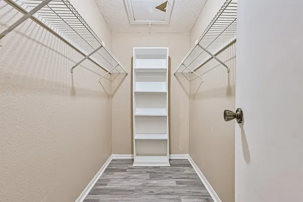 $129,000 | 260 El Dorado Boulevard, Unit 2008, Houston, TX 77598