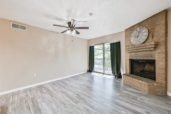 $129,000 | 260 El Dorado Boulevard, Unit 2008, Houston, TX 77598