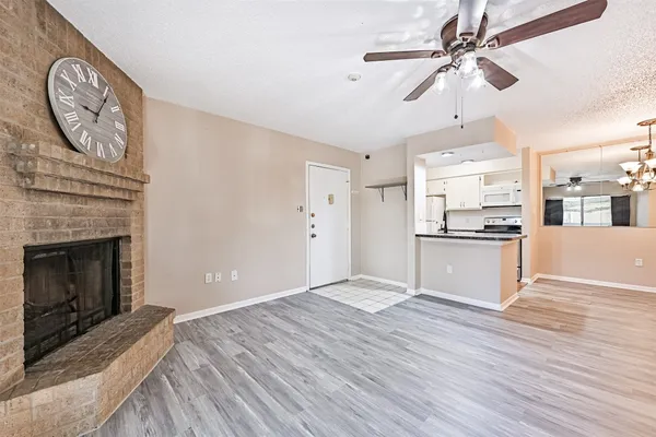 $129,000 | 260 El Dorado Boulevard, Unit 2008, Houston, TX 77598