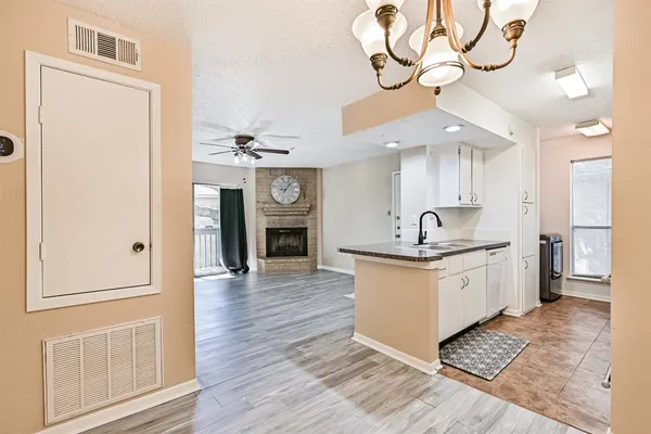 $129,000 | 260 El Dorado Boulevard, Unit 2008, Houston, TX 77598