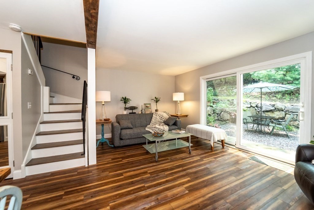 10 Beal's Cove Road, Unit E Hingham, MA 02043 - Photo 12 of 31