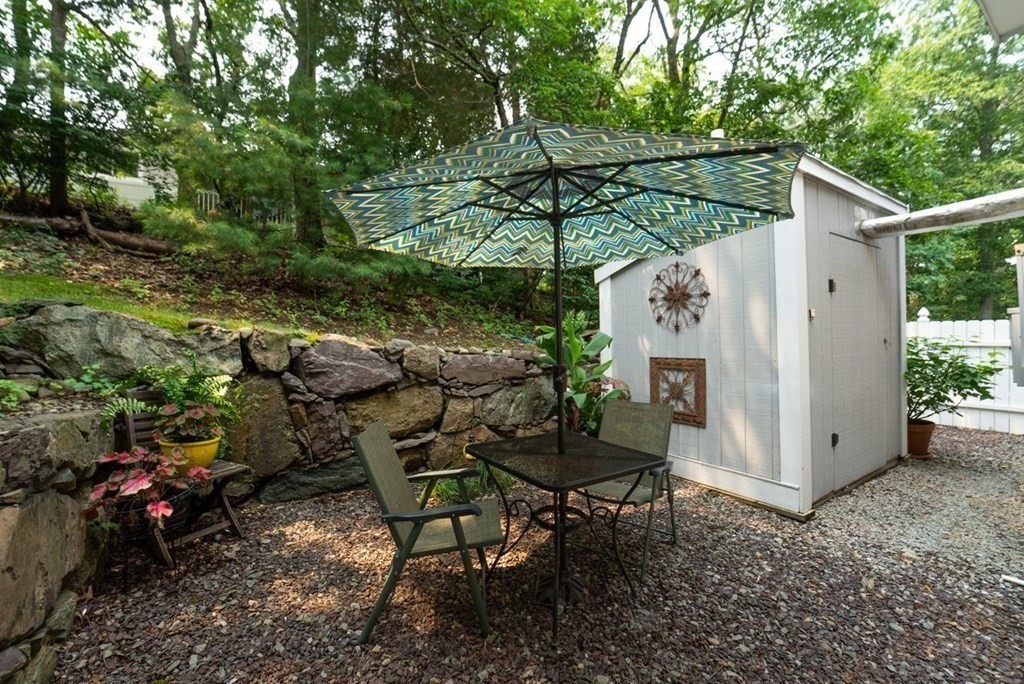 10 Beal's Cove Road, Unit E Hingham, MA 02043 - Photo 25 of 31