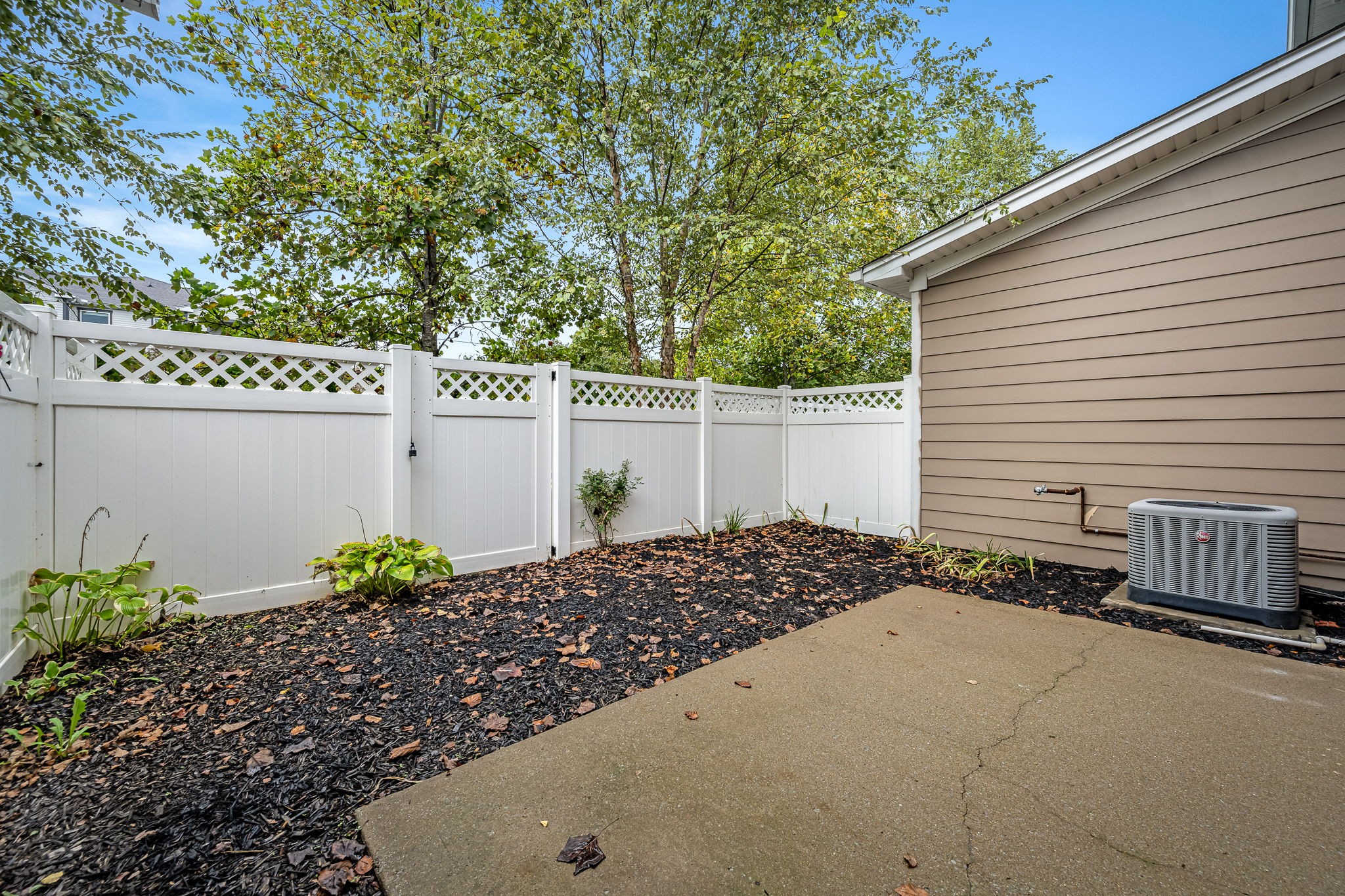 2342 North Tennessee Boulevard, Unit 1503 Murfreesboro, TN 37130 - Photo 33 of 36 a house view with a backyard
