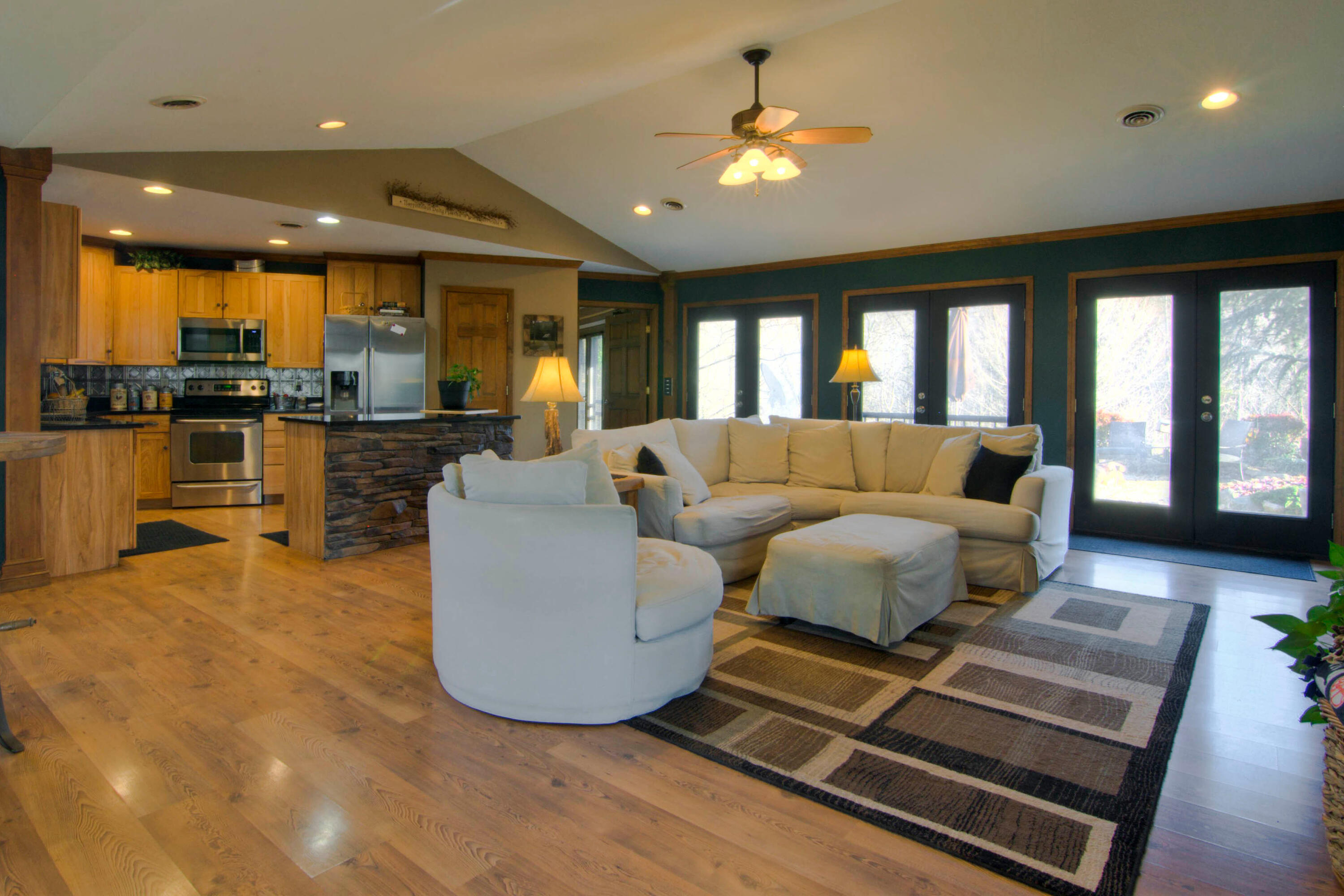 1135 Alpine Road Seymour, TN 37865 - Photo 4 of 35 1135 Alpine Rd Seymour TN 37865 USA-013-