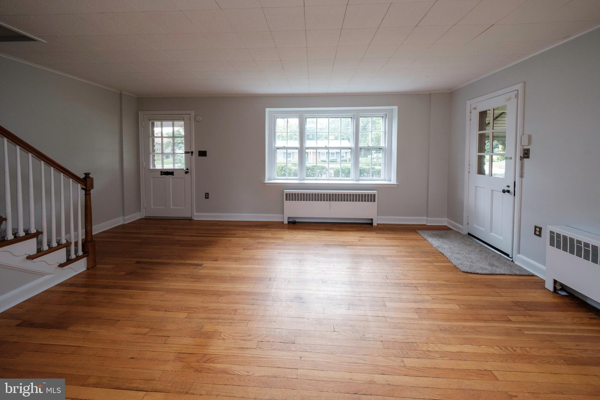 27 Kenhorst Boulevard Reading, PA 19607 - Photo 6 of 21 Gallery Image 6