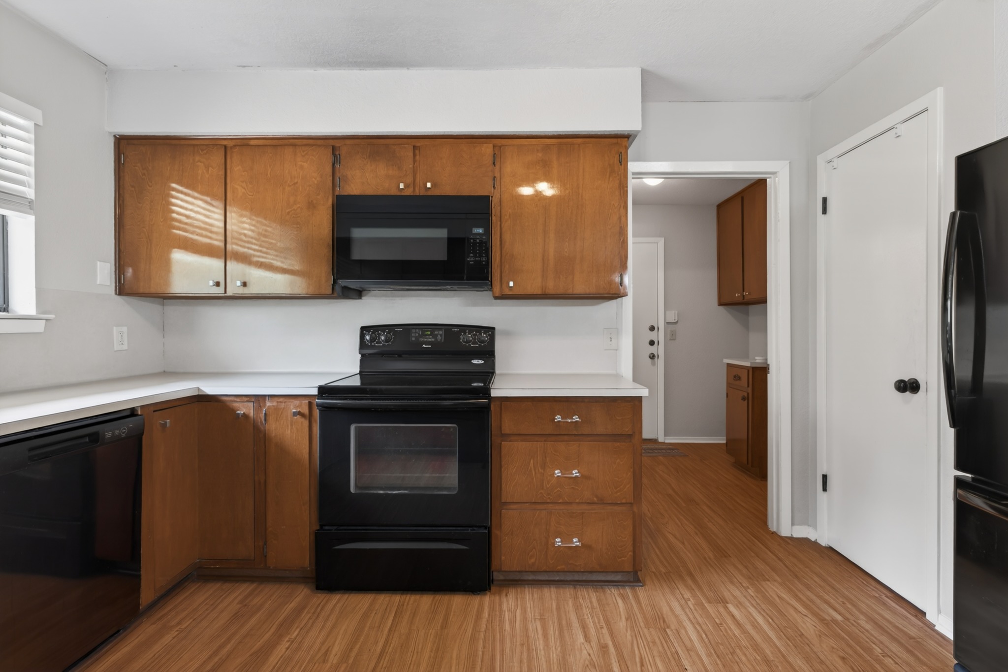 615 Old Manchaca Road Austin, TX 78748 - Photo 14 of 40