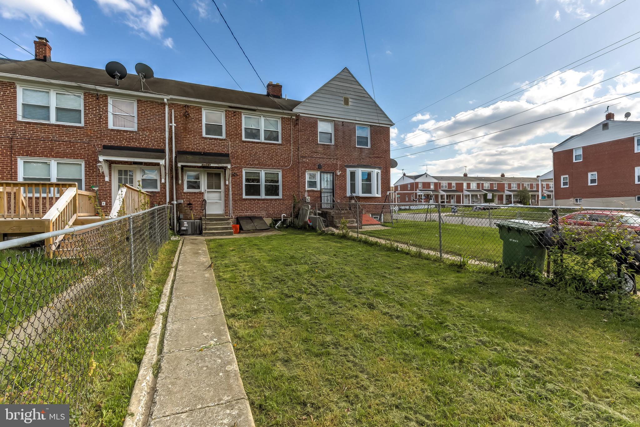 1302 Silverthorne Road Baltimore, MD 21239 - Photo 26 of 26 Beautiful spacious backyard