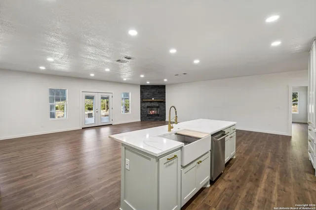 $1,549,000 | 11890 Ranch Road 965, Fredericksburg, TX 78624