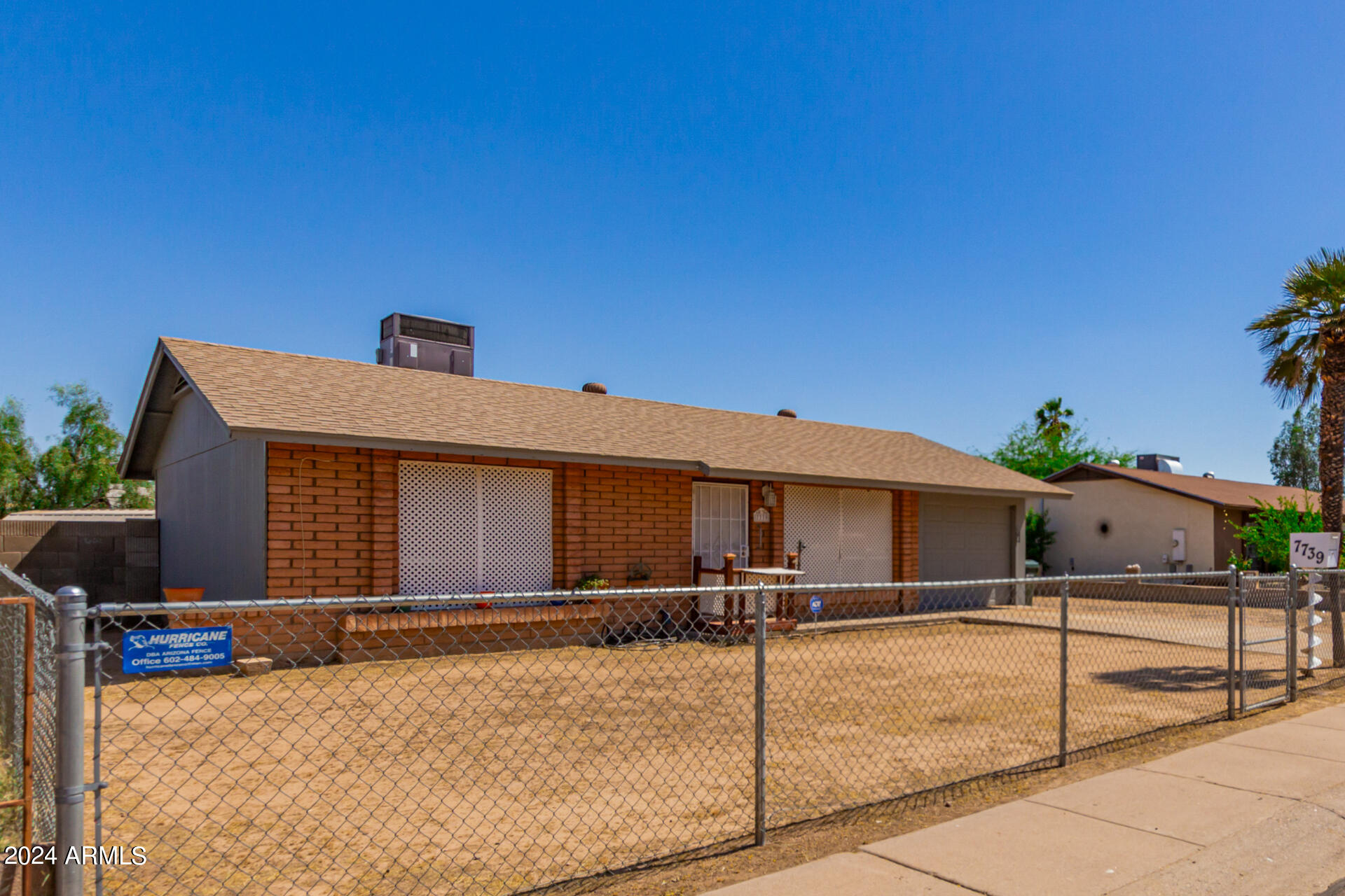7739 West Cheery Lynn Road Phoenix, AZ 85033 - Photo 3 of 20 06 - Cheery Lynn