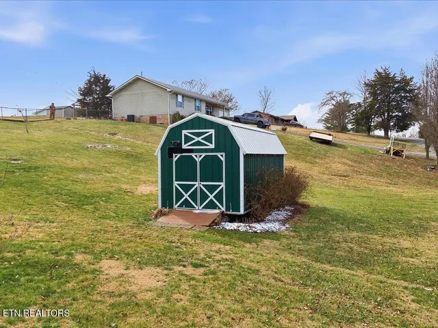 $250,000 | 2006 Rose Drive, Tazewell, TN 37879