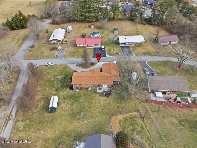 $250,000 | 2006 Rose Drive, Tazewell, TN 37879