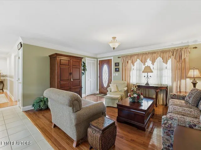 $250,000 | 2006 Rose Drive, Tazewell, TN 37879