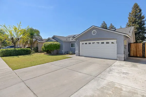 $400,000 | 517 Tucker, Sanger, CA 93657