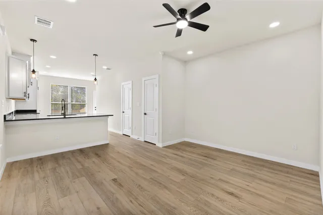 $1,850 | 1504 Clay Street, Unit A, Brenham, TX 77833