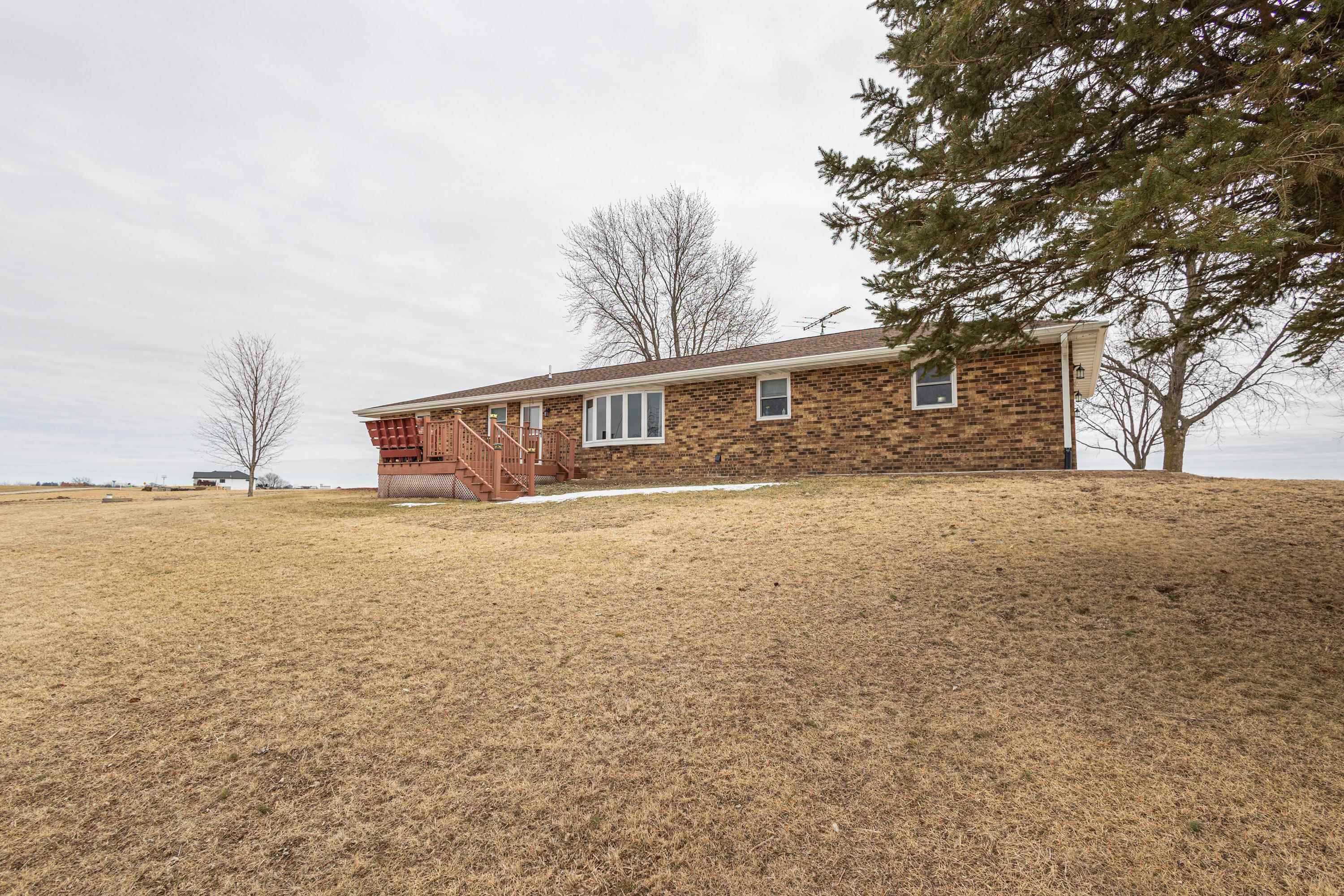 1021 Fish Lane Hazel Green, WI 53811 - Photo 12 of 54
