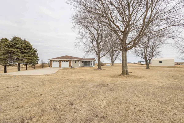$459,900 | 1021 Fish Lane, Hazel Green, WI 53811