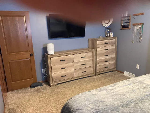 $535,000 | 1021 Fish Lane, Hazel Green, WI 53811