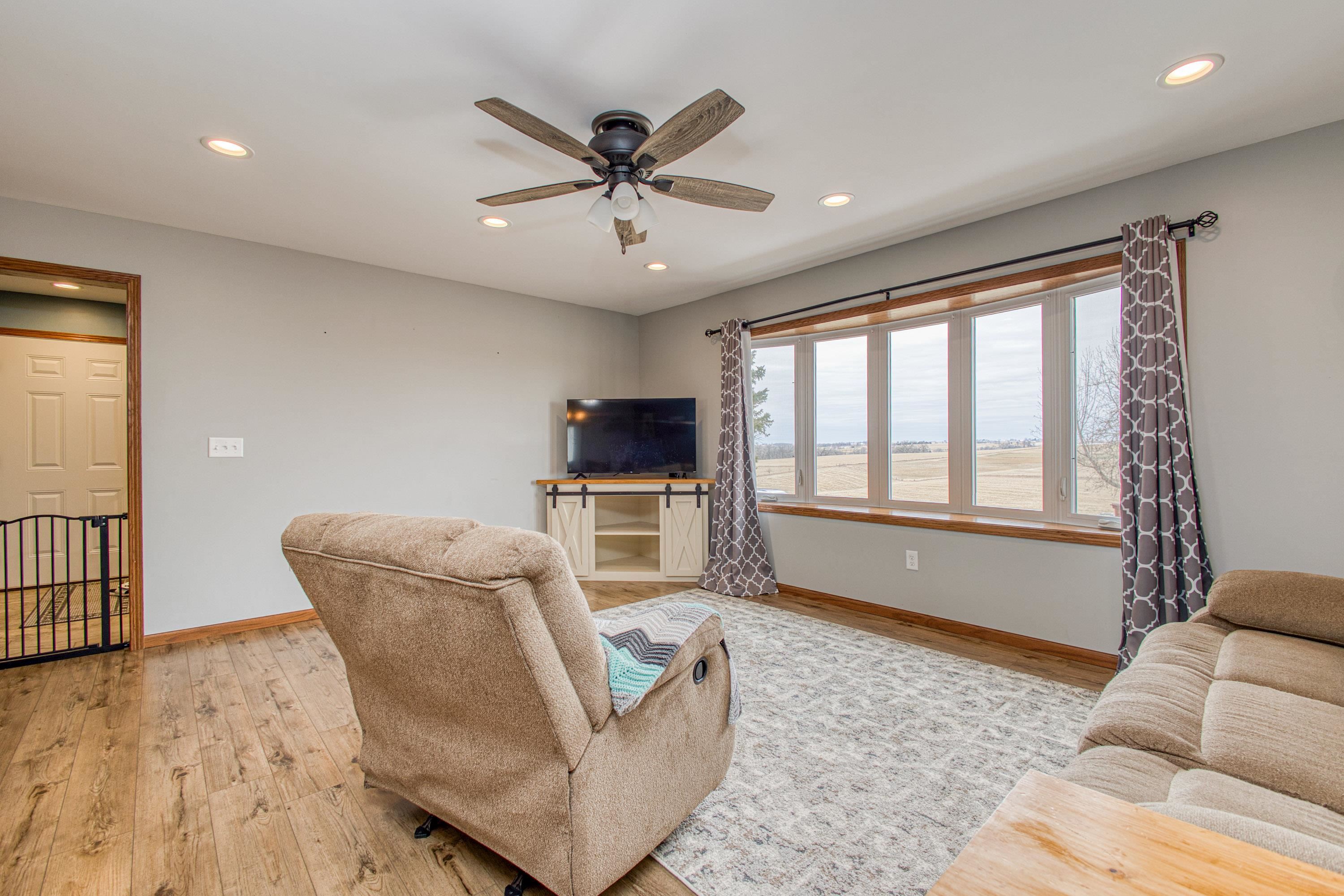 1021 Fish Lane Hazel Green, WI 53811 - Photo 22 of 54