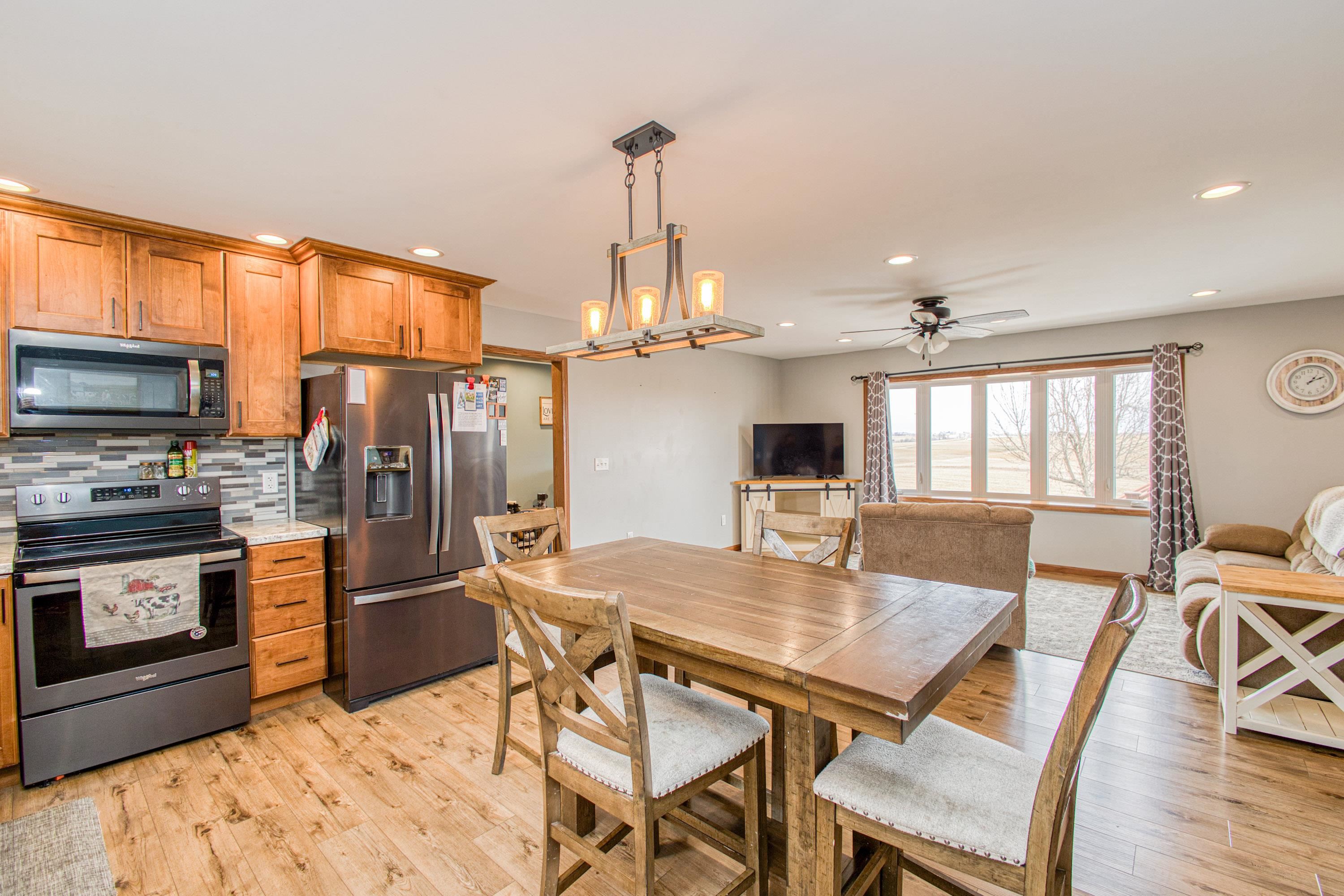 1021 Fish Lane Hazel Green, WI 53811 - Photo 25 of 54