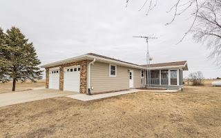 1021 Fish Lane Hazel Green, WI 53811 - Photo 25 of 105