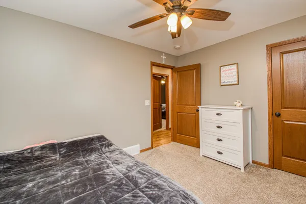 $459,900 | 1021 Fish Lane, Hazel Green, WI 53811