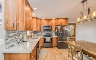 $485,000 | 1021 Fish Lane, Hazel Green, WI 53811