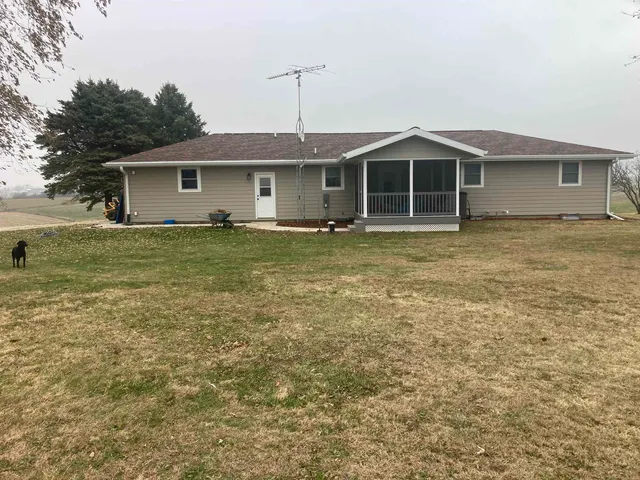 $535,000 | 1021 Fish Lane, Hazel Green, WI 53811