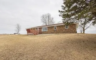 $485,000 | 1021 Fish Lane, Hazel Green, WI 53811