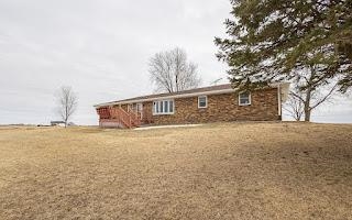 1021 Fish Lane Hazel Green, WI 53811 - Photo 7 of 105