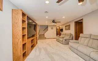$485,000 | 1021 Fish Lane, Hazel Green, WI 53811