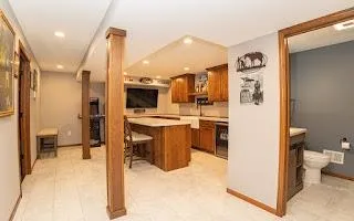 $485,000 | 1021 Fish Lane, Hazel Green, WI 53811