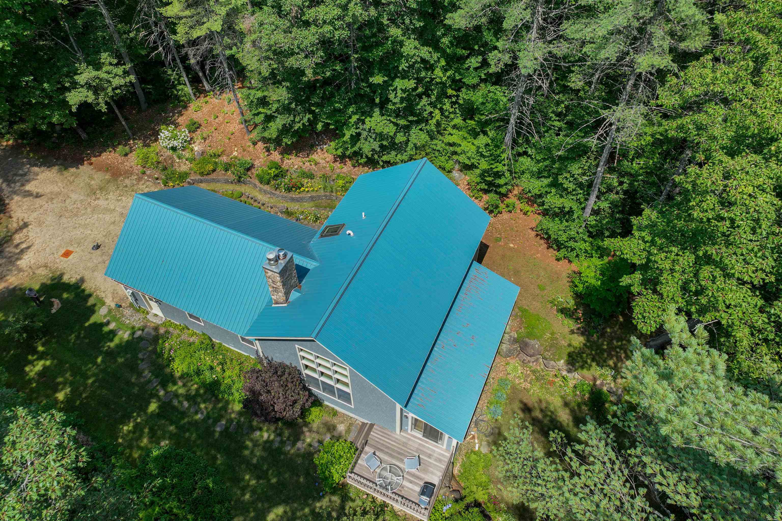898 Bunker Hill Road Tamworth, NH 03883 - Photo 2 of 60