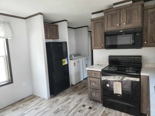 $94,796 | 104 Overlook Lane, Coventry, VT 05855