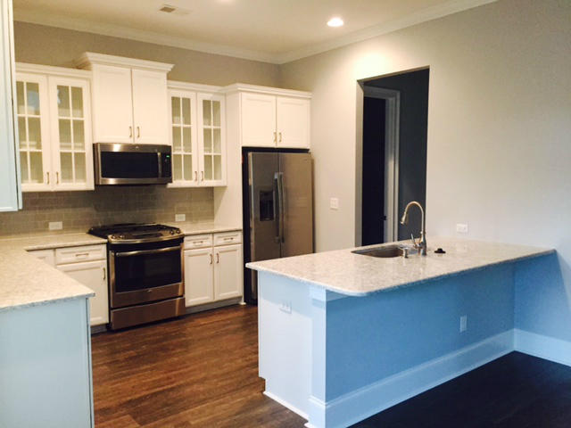 1483 Hollenberg Lane Mount Pleasant, SC 29466 - Photo 6 of 22 208 kitchen 2