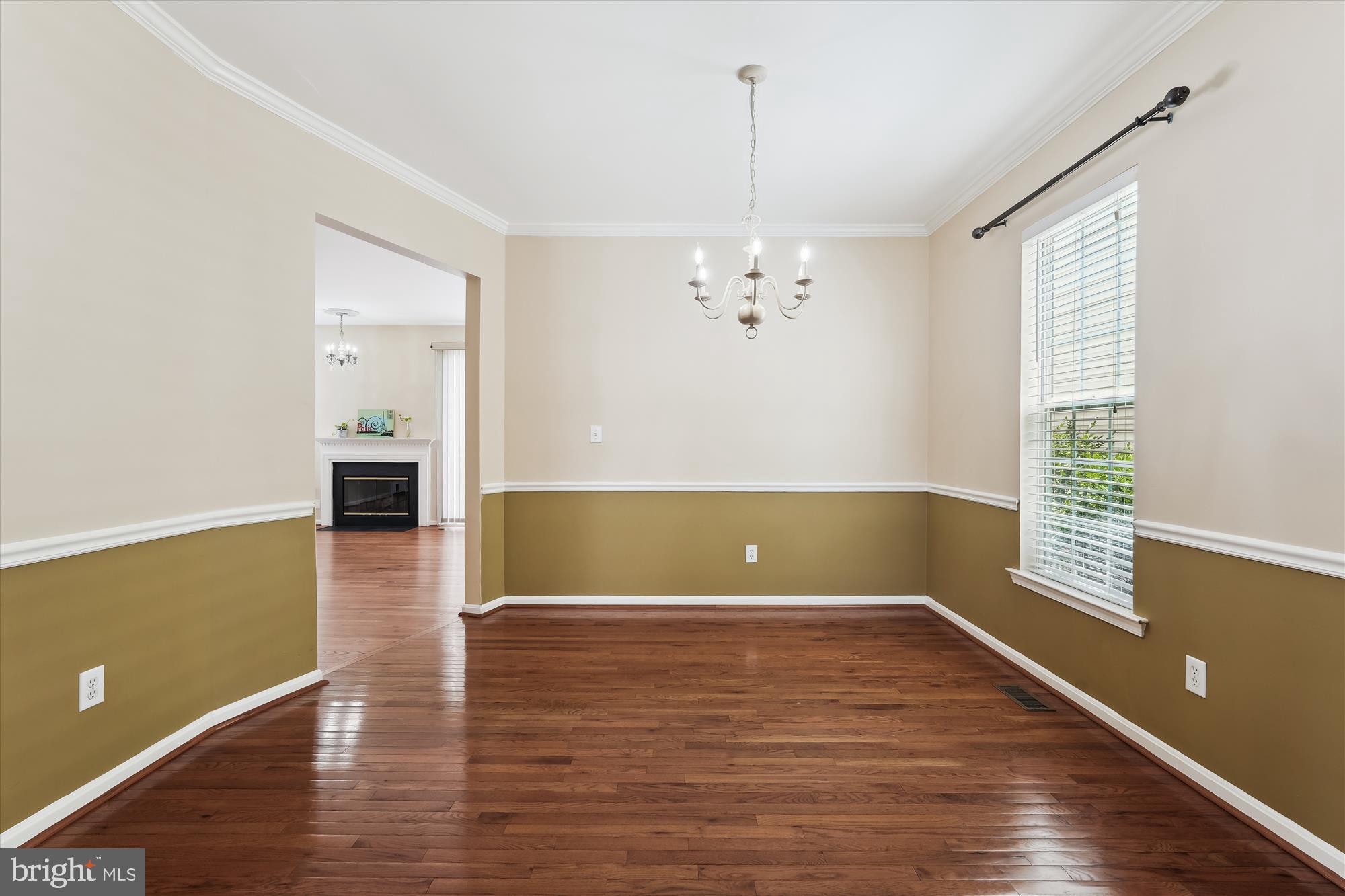 20322 Swallow Point Road Montgomery Village, MD 20886 - Photo 11 of 47 Separate formal dining room
