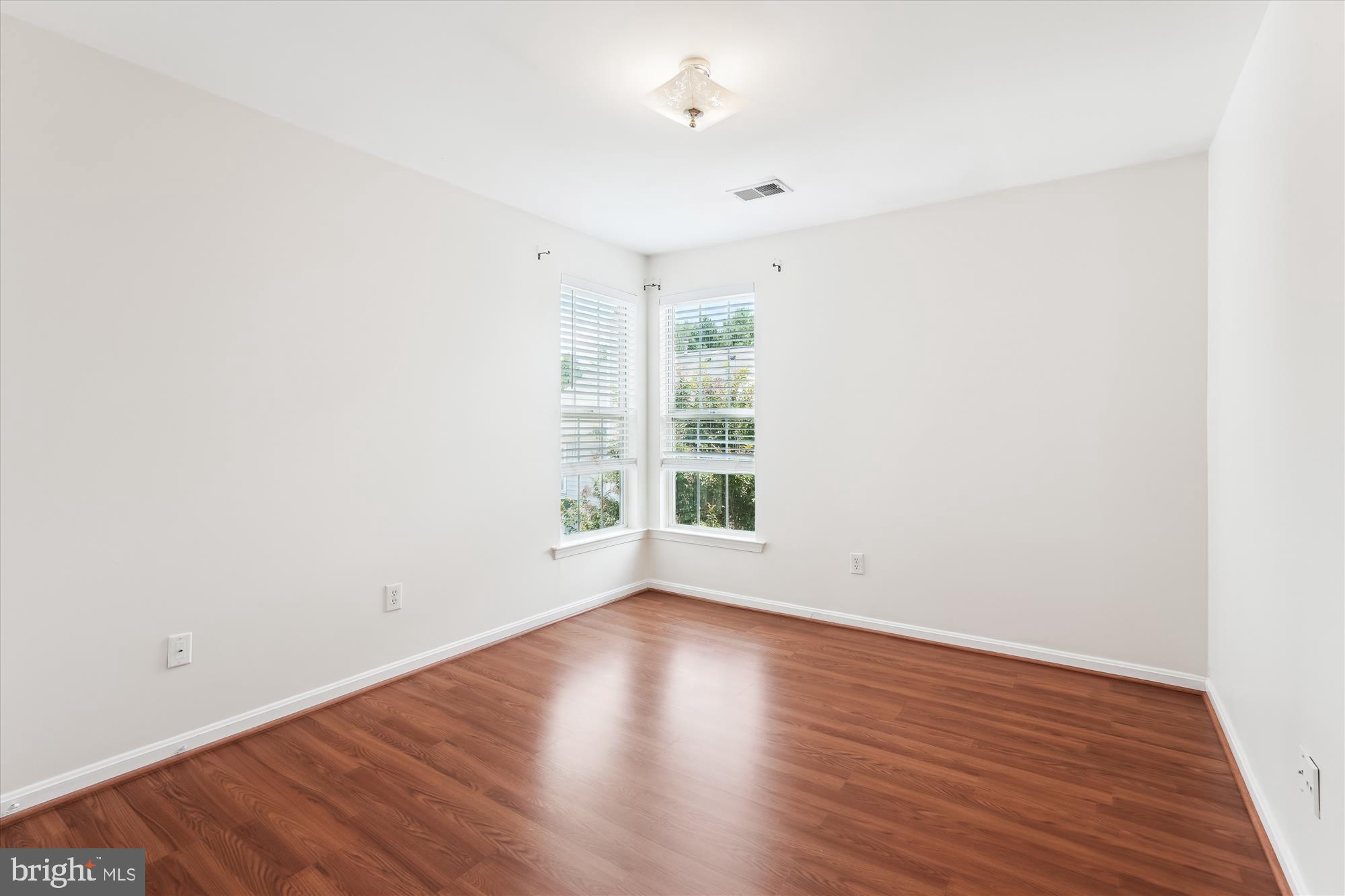 20322 Swallow Point Road Montgomery Village, MD 20886 - Photo 20 of 47 Bedroom 3