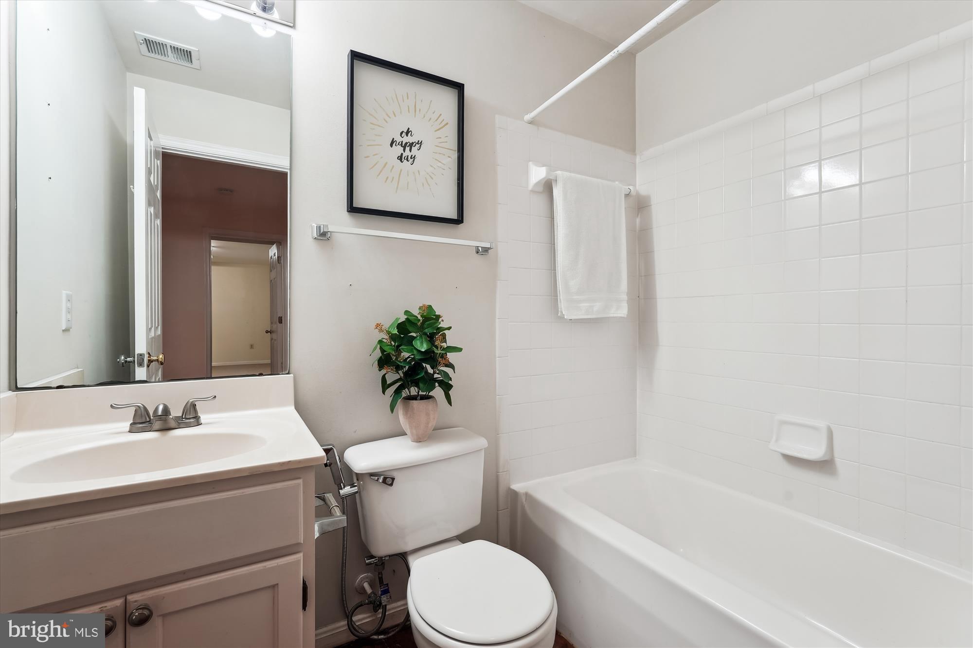 20322 Swallow Point Road Montgomery Village, MD 20886 - Photo 25 of 47 Lower level full bath