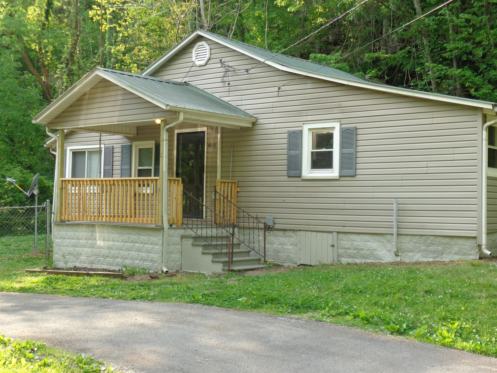 4097 Locke Creek Road Readyville, TN 37149 - Photo 3 of 11 Gallery Image 3