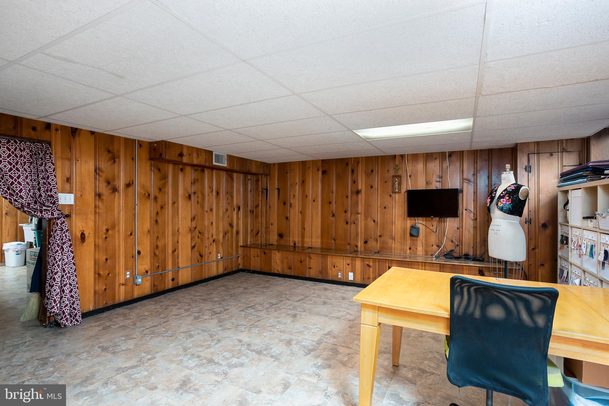 504 Academy Road Catonsville, MD 21228 - Photo 19 of 27 Finish rec room with built in seating