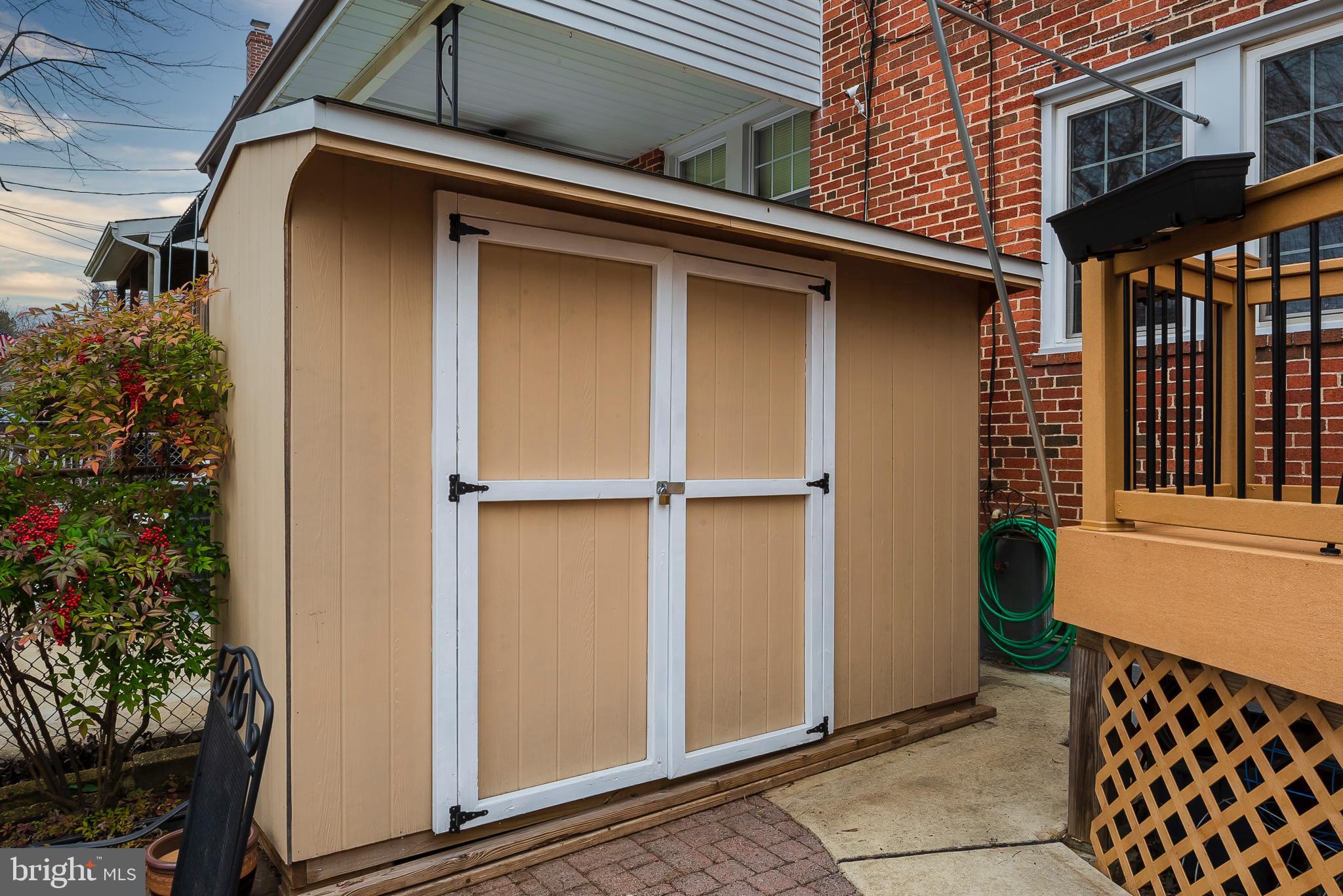 504 Academy Road Catonsville, MD 21228 - Photo 23 of 27 Shed conveys