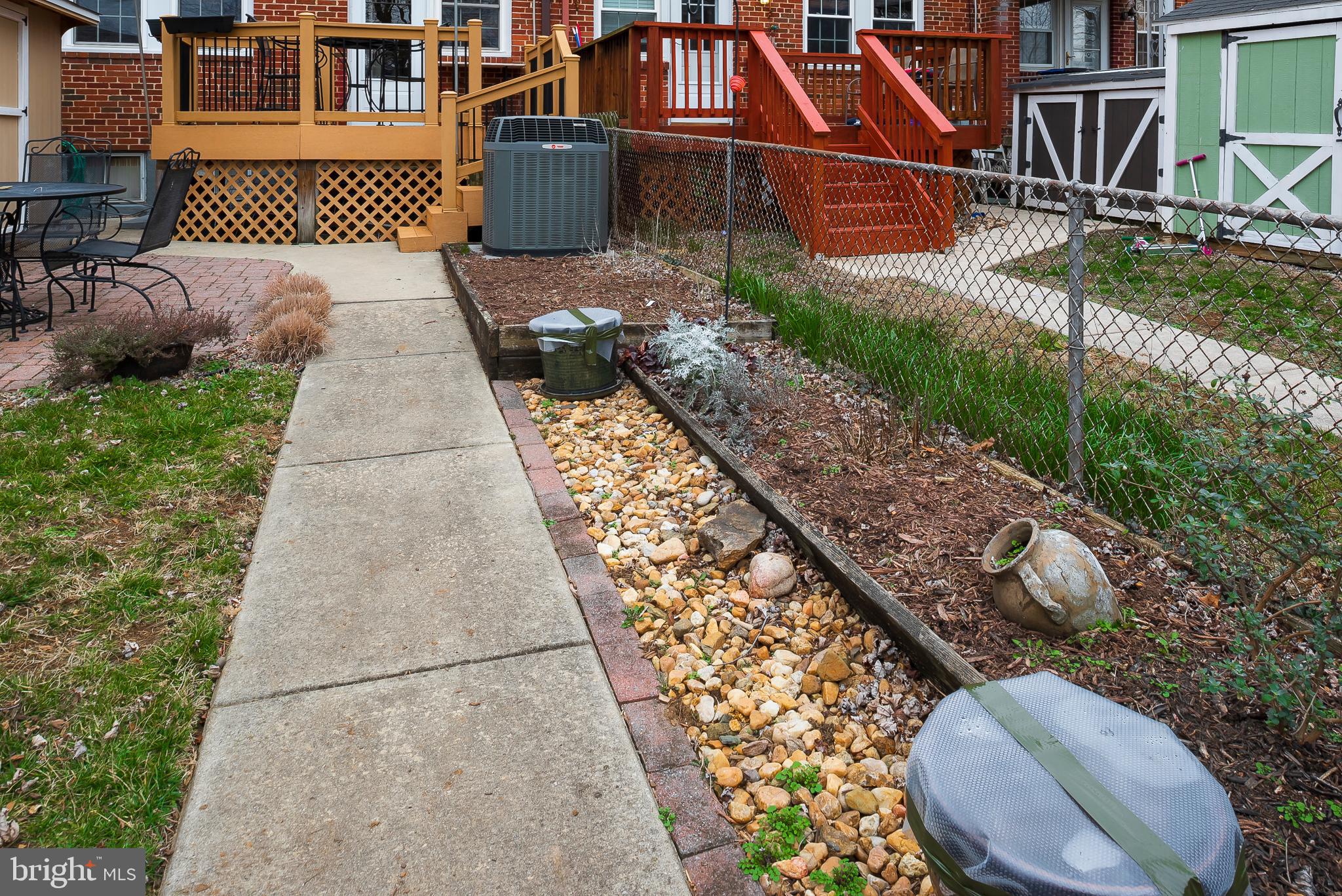504 Academy Road Catonsville, MD 21228 - Photo 25 of 27