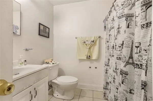 $214,999 | 4715-17 Lynhuber Drive, New Orleans, LA 70126