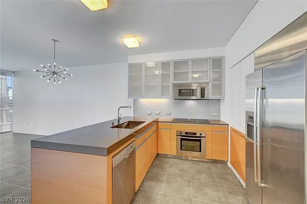 $2,975 | 3722 South Las Vegas Boulevard, Unit 2310, Las Vegas, NV 89158