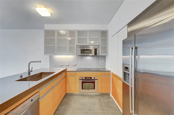 $2,975 | 3722 South Las Vegas Boulevard, Unit 2310, Las Vegas, NV 89158