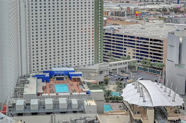 $2,975 | 3722 South Las Vegas Boulevard, Unit 2310, Las Vegas, NV 89158