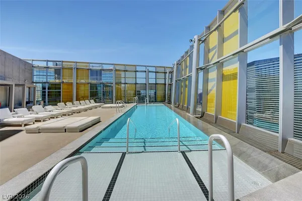 $2,975 | 3722 South Las Vegas Boulevard, Unit 2310, Las Vegas, NV 89158