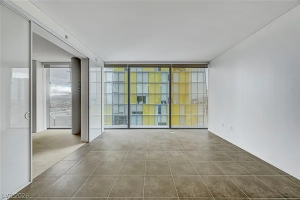 $2,975 | 3722 South Las Vegas Boulevard, Unit 2310, Las Vegas, NV 89158