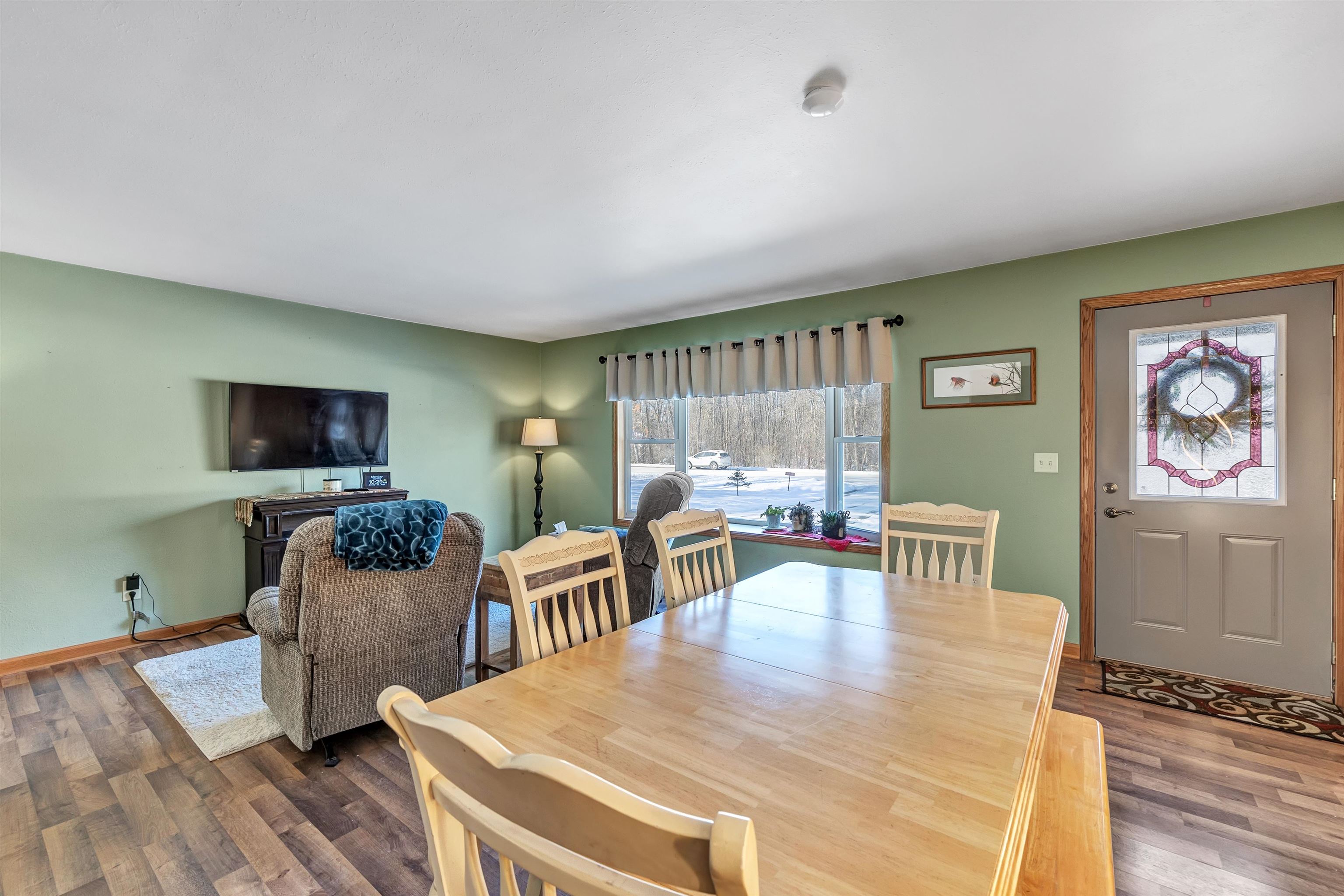 N2642 Poplar Ridge Lane Peshtigo, WI 54157 - Photo 7 of 41