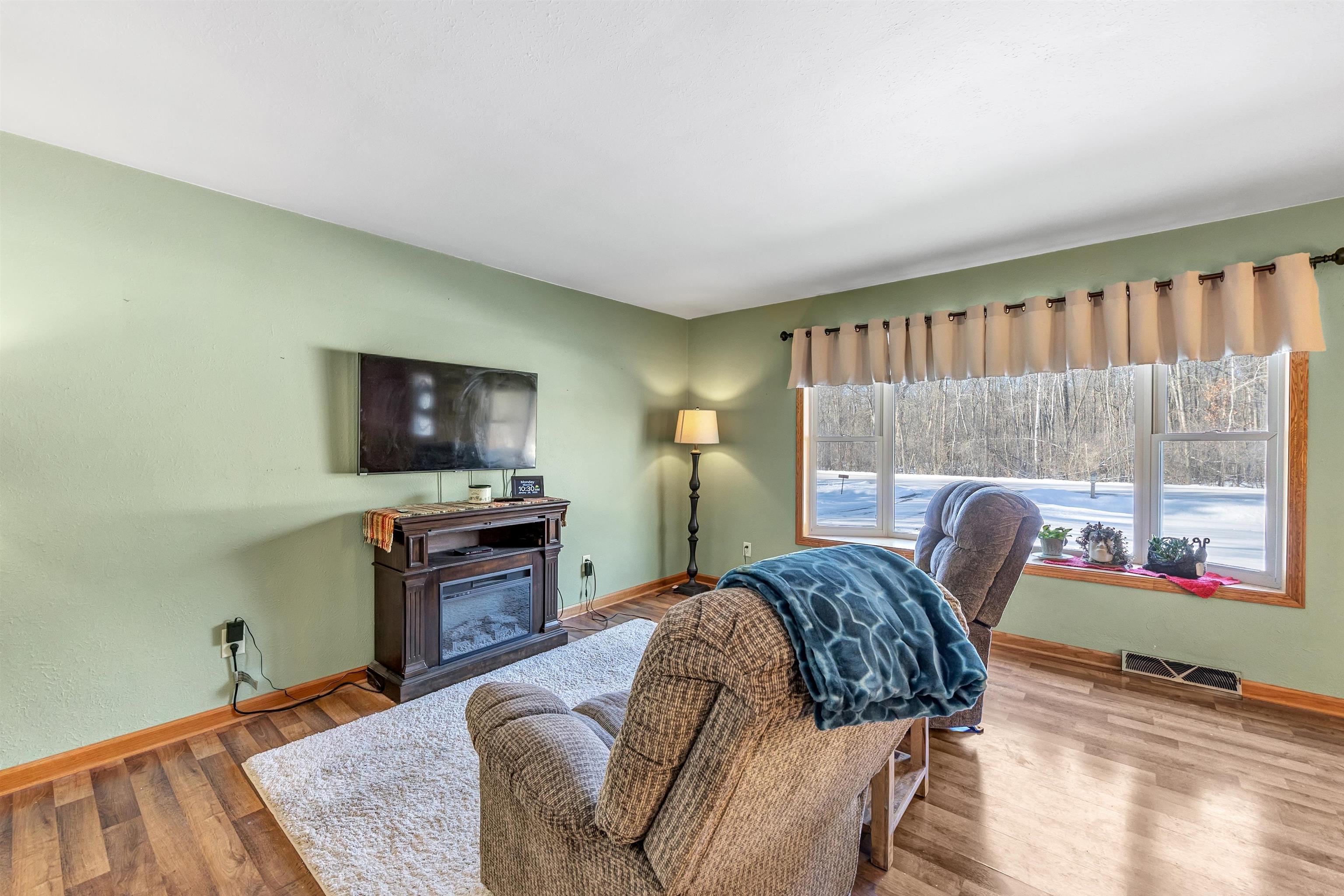 N2642 Poplar Ridge Lane Peshtigo, WI 54157 - Photo 8 of 41