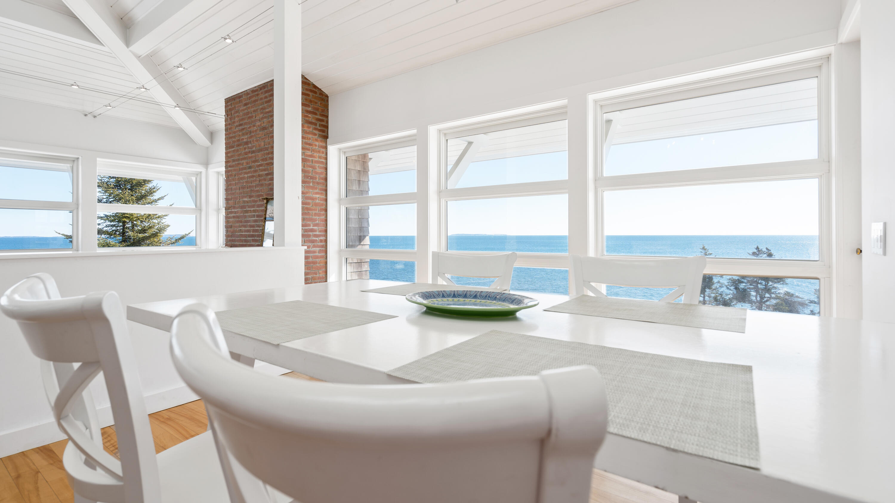 27 Cliff Road New Harbor, ME 04554 - Photo 16 of 69 DSC03700
